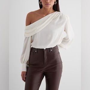 NWT EXPRESS: MAROON OFF THE SHOULDER BALLON LONG SLEEVE SATIN SHIRT XS